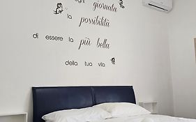 Good Vibes House